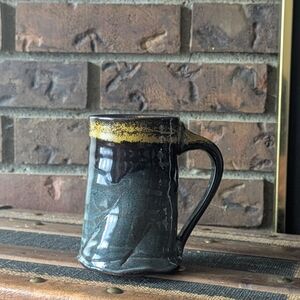 Handcrafted Ceramic Mug with Gold Accent